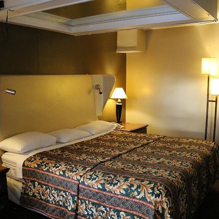 Miami Inn & Suites Oak Lawn Extérieur photo