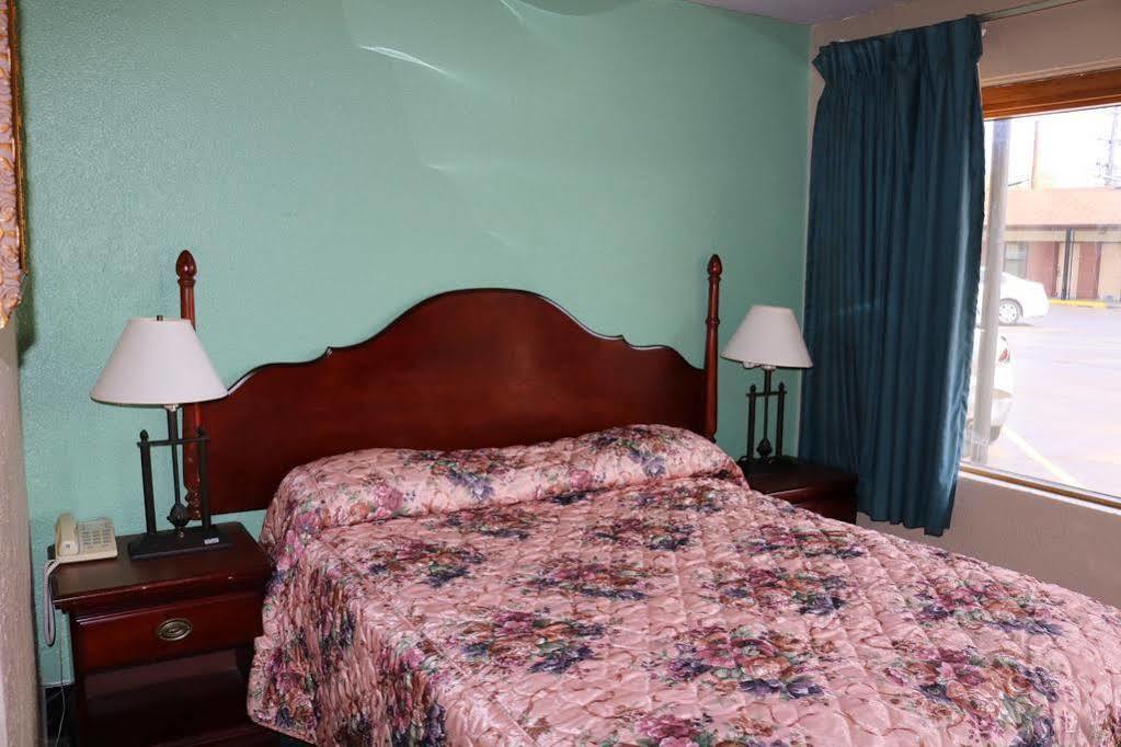 Miami Inn & Suites Oak Lawn Extérieur photo